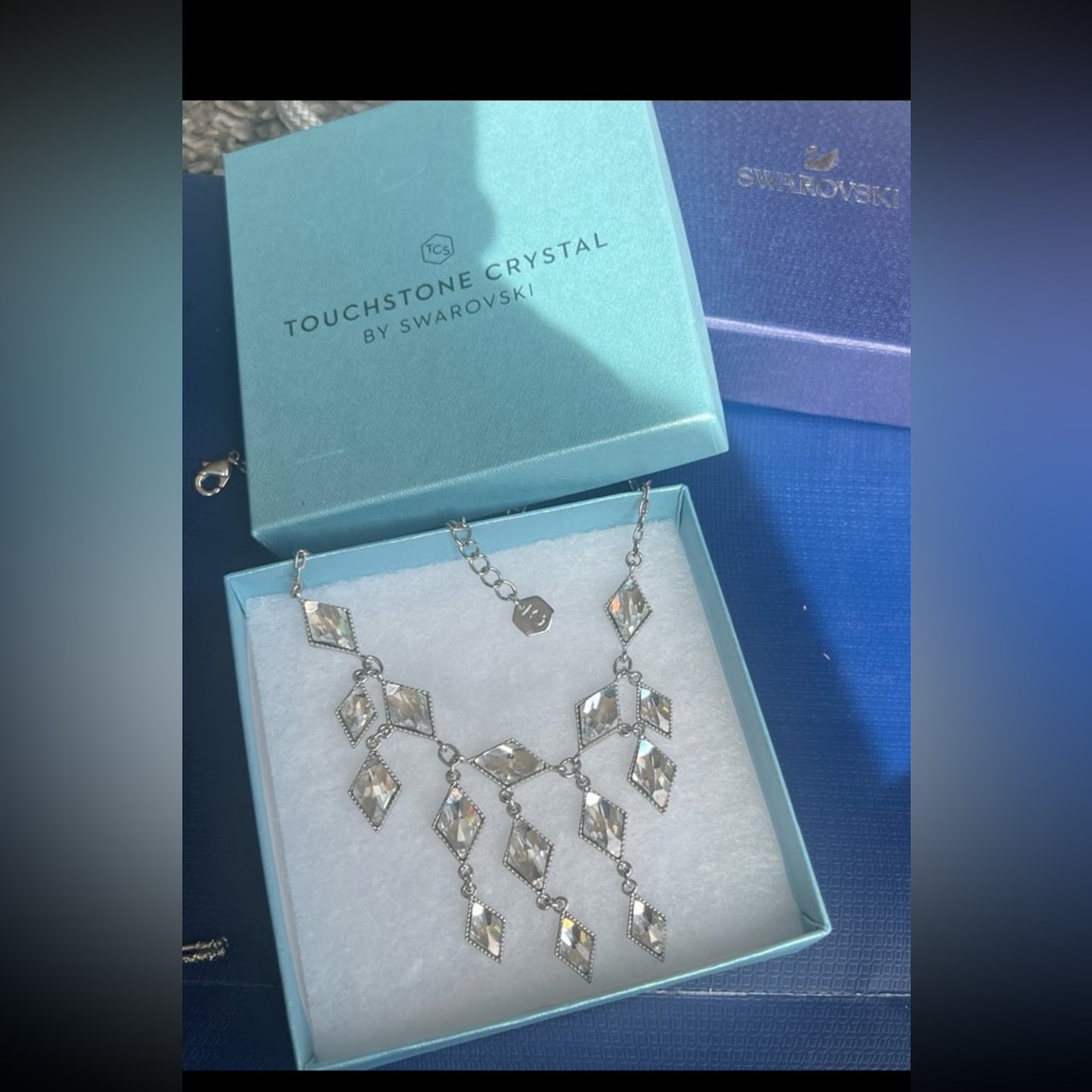 Touchstone Crystal Silver Necklace Touchstone Waterfall Necklace - Like New